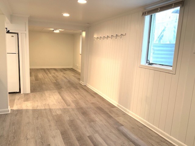 Vista de la puerta principal - 406 N Hamilton St Unidad 4