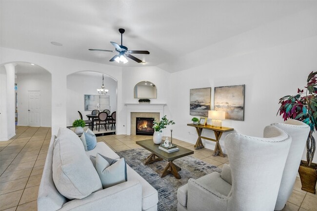 7014 Spruce View Ct