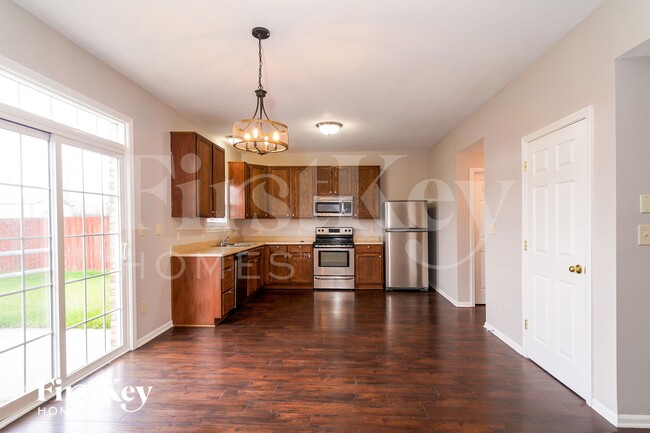 Photo - 5921 Sable Dr