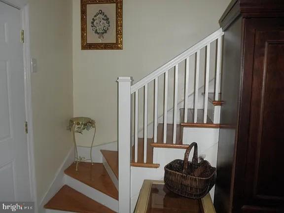 Photo - 1766 Oakland St