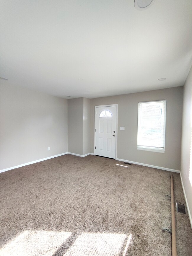 Photo - 401 N 3rd St