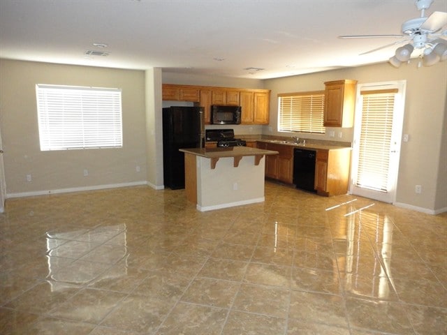 Photo - 6473 Karlsen Ct