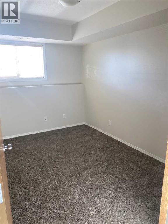 Photo - 23 Highlands Pl W