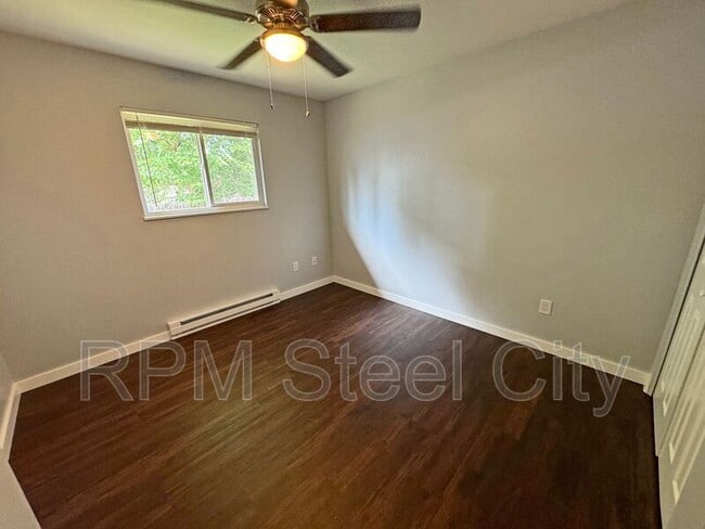 Photo - 1610-1610 W Summit Ave