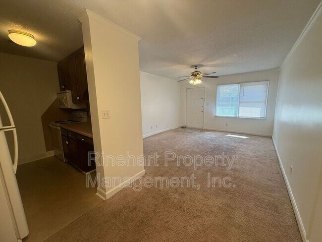 Photo - 1110 Chandler Dr
