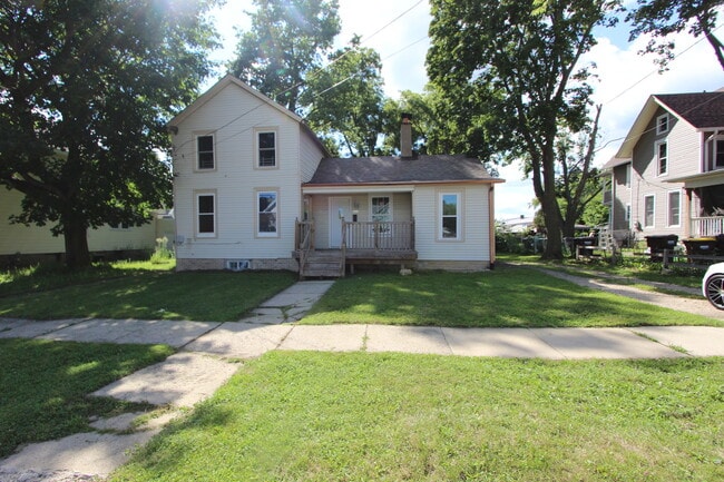 Building Photo - 633 Whitney Blvd Unit 633