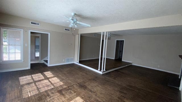 Photo - 3604 Kell St