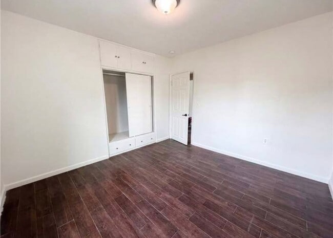 Photo - 11950 Lee Ave