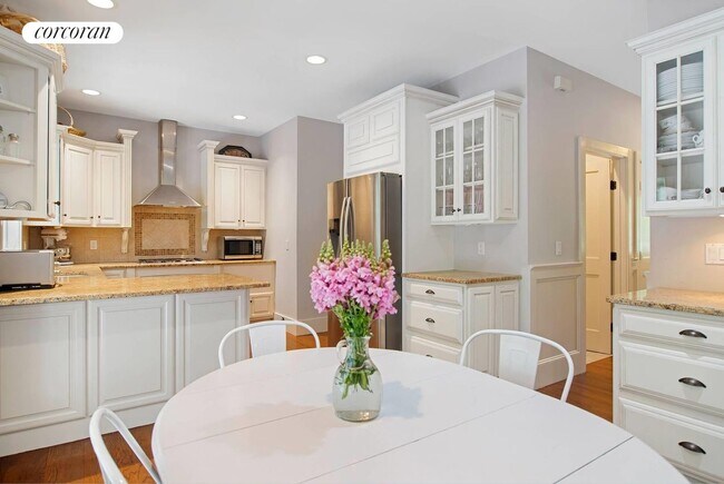 Photo - 7 Addie Conklin Ln