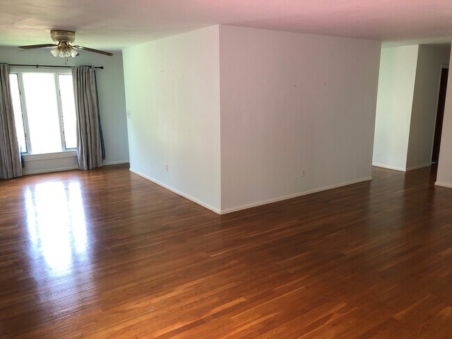 Photo - 6-Bedroom Single Family Home