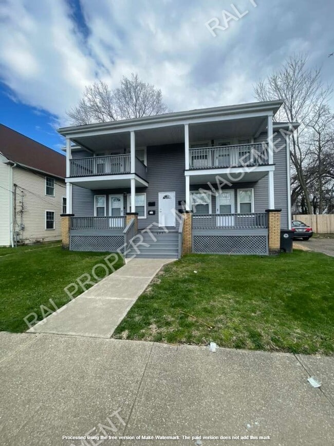 Building Photo - 2 bd Apt Cash Pay/Section 8 Unit 3