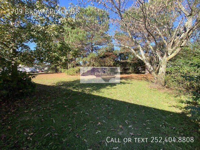 Photo - 1709 Brown Pl Dr