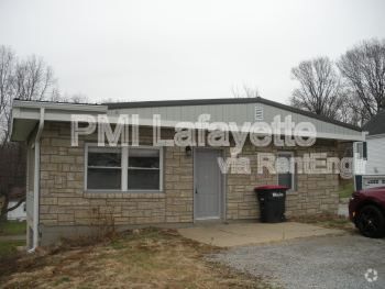 Building Photo - 804 E Main St Rental