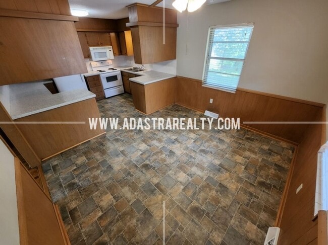 Photo - 212 Brookside Dr
