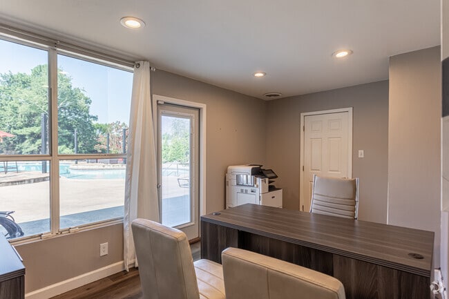 Leasing Office - Overbrook