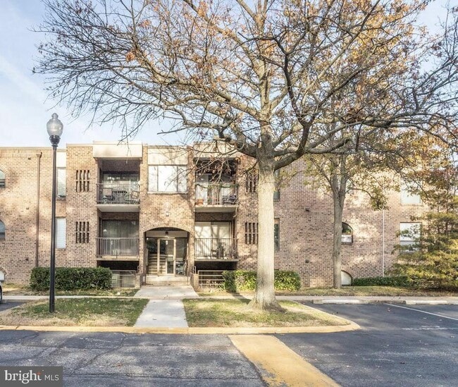 Building Photo - 9 Silverwood Cir Unit 1 Rental