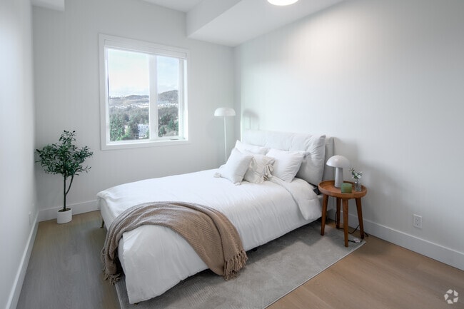 2BR, 1BA - 670SF - Primary Bedroom - OVIS One