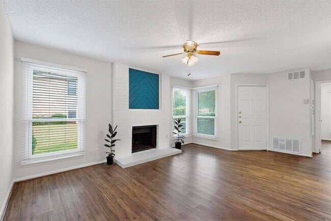 Photo - 10616 Mellow Meadow Dr Unit 9D