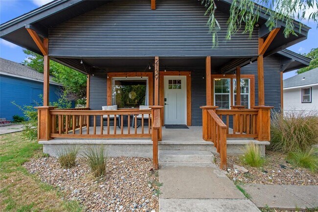 Photo - 2139 NW 13th St