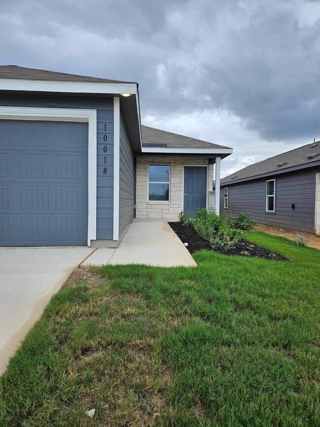 Photo - Welcome to Your Home in the Desirable Vida Subdivision!