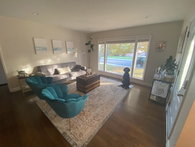 Photo - 615 Fremont Way