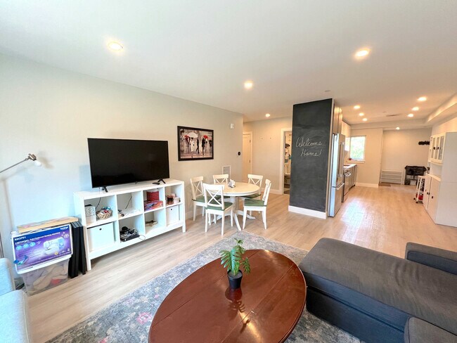 Photo - 25 2nd St Unit 201