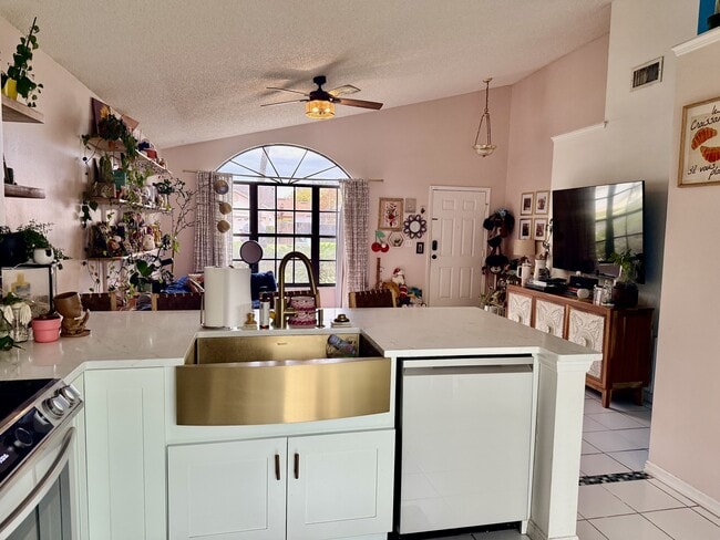 Photo - 12811 Shotgate Ct