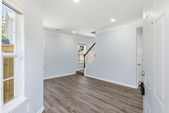Photo - 85 Heaton Close