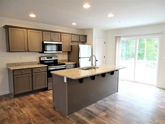 Photo - 416 Masonic Dr