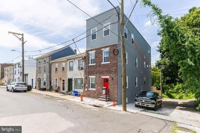 Building Photo - 4680 Canton St Rental