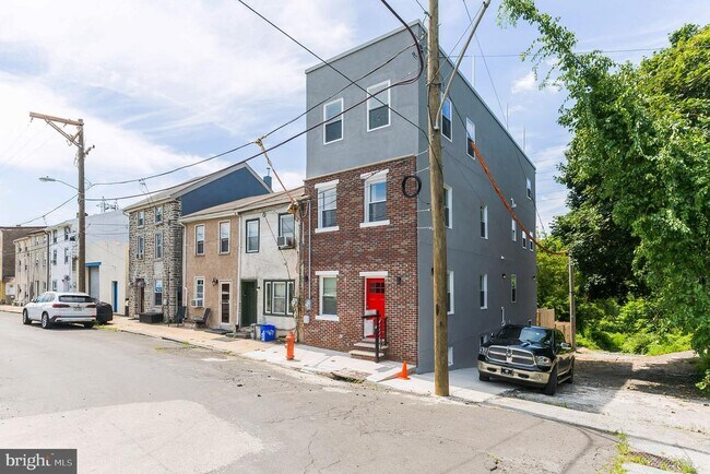 Photo - 4680 Canton St Townhome