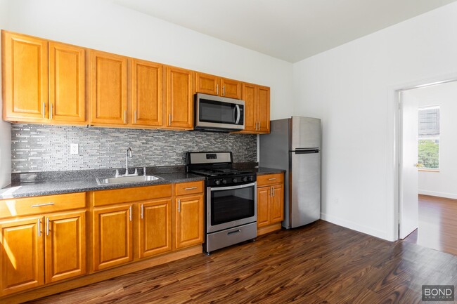 Photo - 66 Eagle St Apartment Unit 4RR