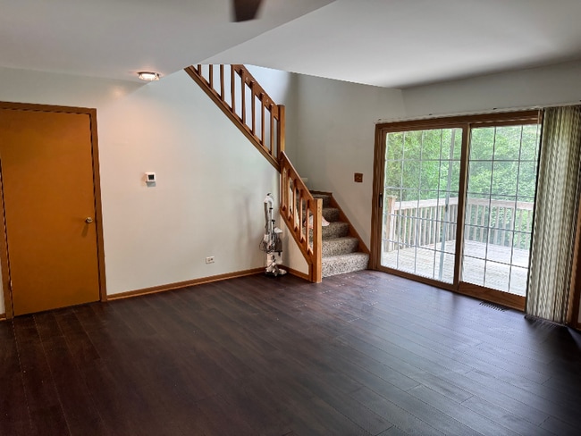 Photo - 1407 Oak Leaf Ln