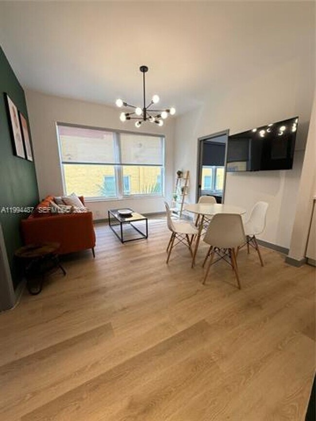 Photo - 1320 Drexel Ave