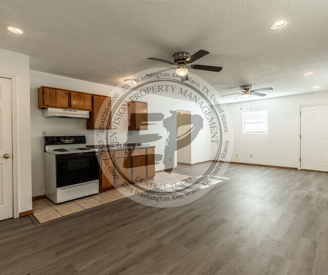 Photo - 140 County Rd 1604