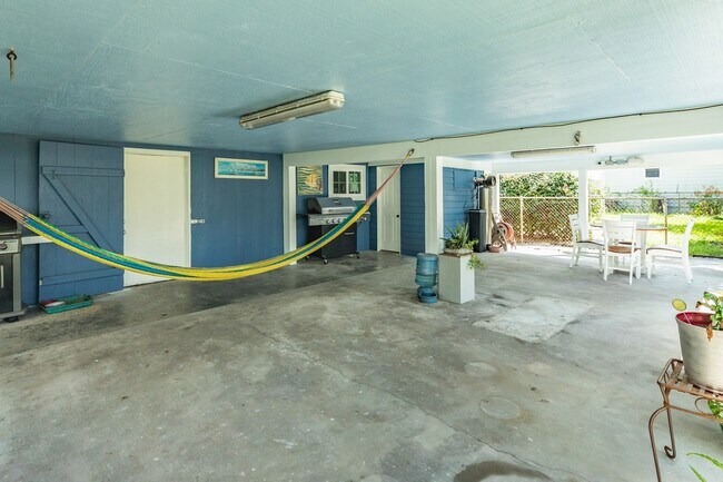 Photo - 1625 Ave M 1/2