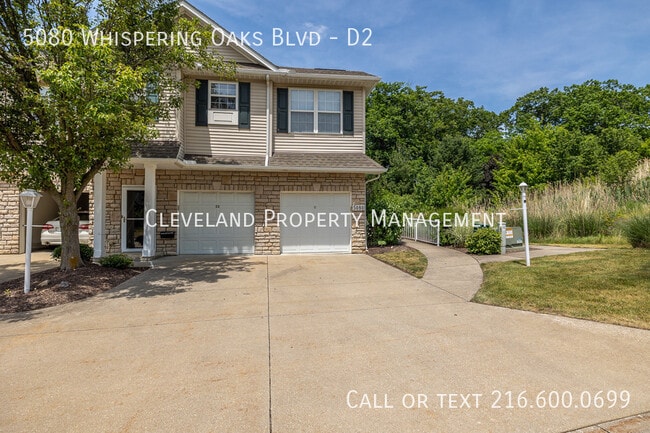 Building Photo - 5080 Whispering Oaks Blvd Unit D2
