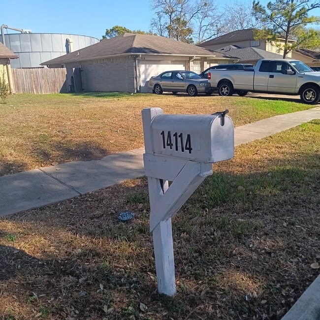 Photo - 14114 Old Village Ln