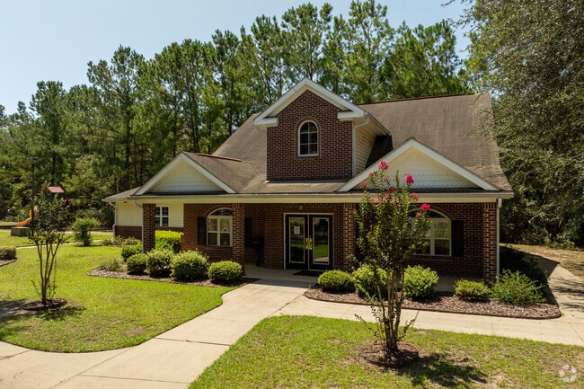 Leasing Office