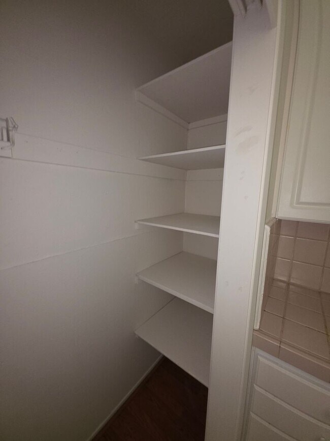 Photo - Beautiful 2BR/1BA Condo in Auburn - Move-I... Unit 1