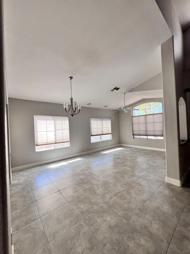 Ahwatukee beauty with a pool! 3 bedroom ++ Rental House Rental in