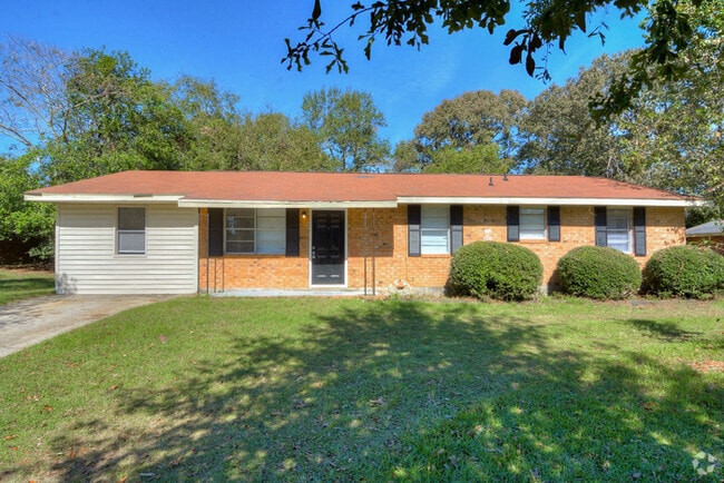 Building Photo - 2419 Southdale Dr Rental