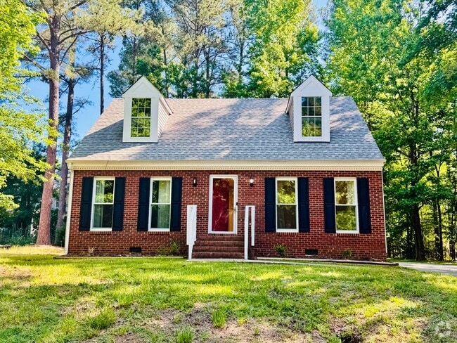 Building Photo - Minutes to Downtown Wake Forest Rental