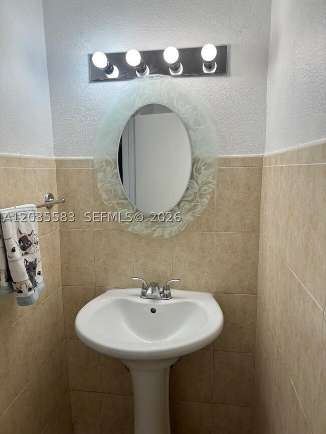 Photo - 7205 W 3rd Ct