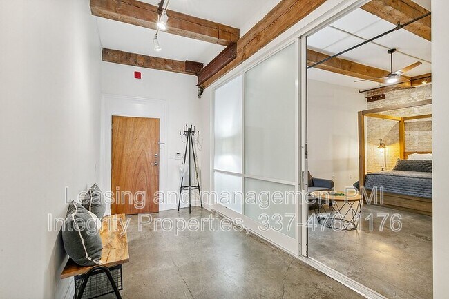 825 Lafayette St Unidad #4