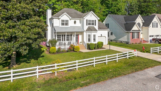 Building Photo - 46 Hingham Ln Rental