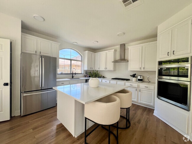 Building Photo - 16813 Shipshaw River Dr Rental