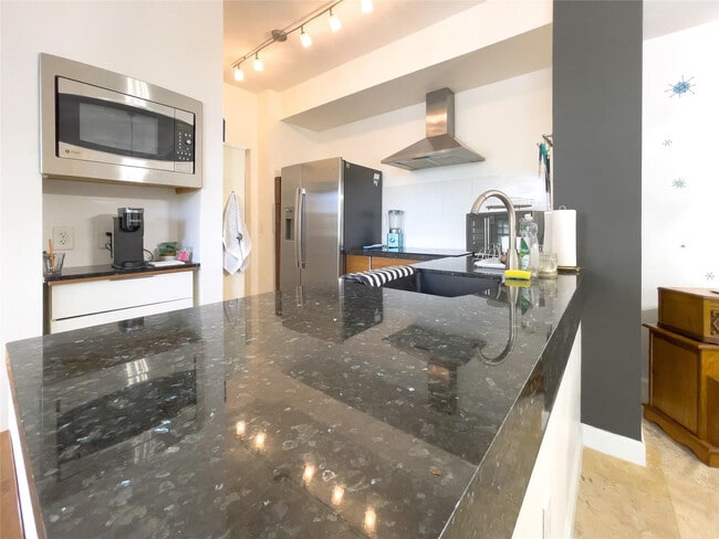 Photo - 1900 Van Buren St Unit 118B