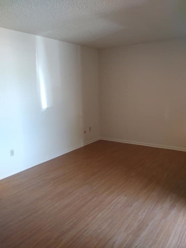 Building Photo - 1502 E Beverly Dr Unit 1502 Rental