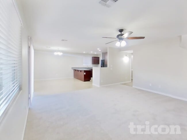 Photo - 396 W Corriente Ct